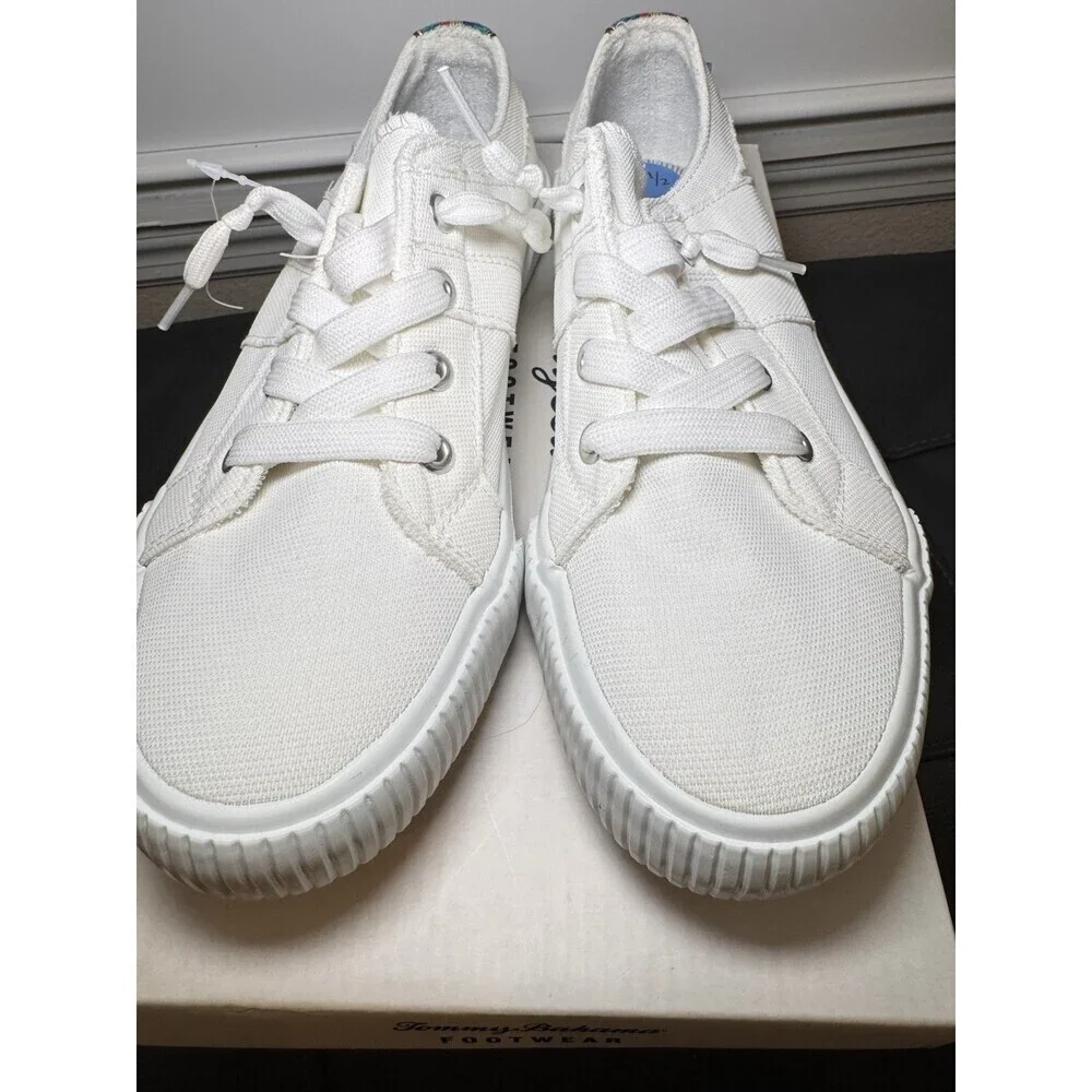 Tommy Bahama White Canvas Sneakers Low Top Casual Shoes Women’s 7.5